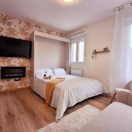 Apartamento En El Centro Recien Reformado Santander Exterior photo